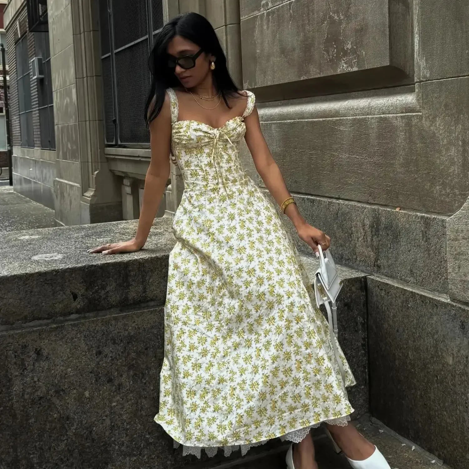 Elegant Floral Print Summer Midi Dress image 3