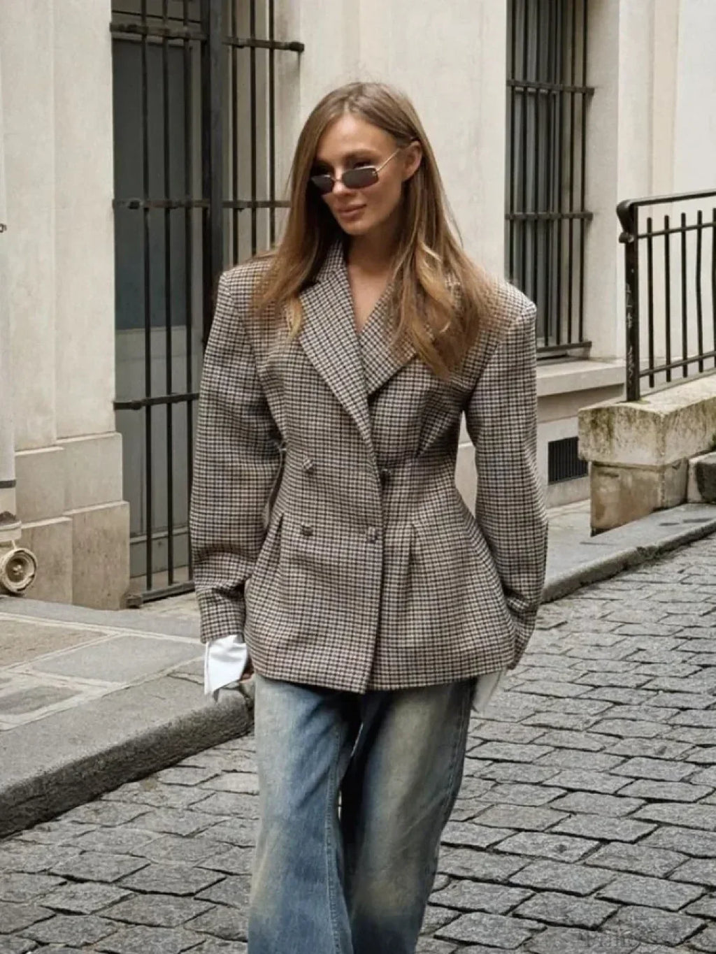 Elegant Plaid Printed Lapel Coat image 3