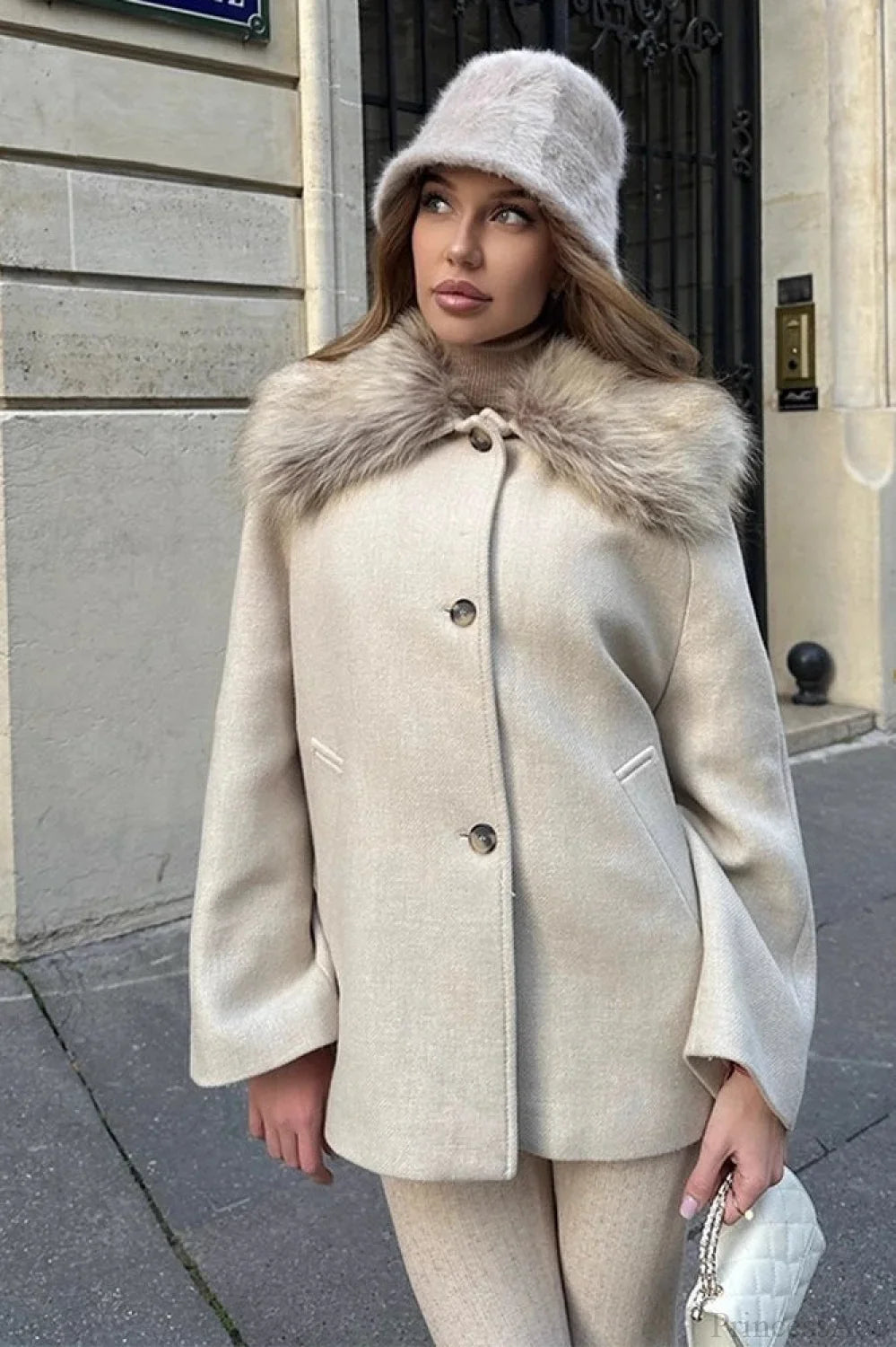 Elegant Relaxed Faux Fur Collar Single-Breasted Coat image 5