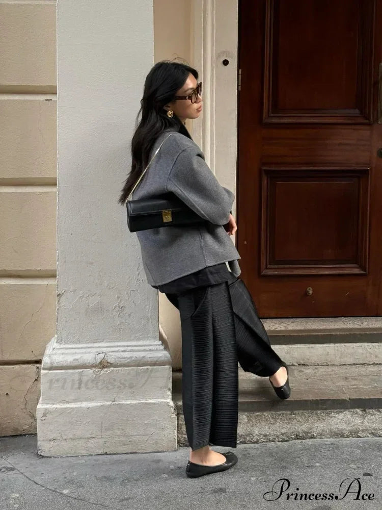 Elegant Warm Solid Woolen Cropped Stand Collar Double Breasted Long Sleeves Stylish Coat image 3