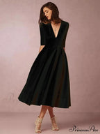 Elegant White V-neck Evening Dress image 3