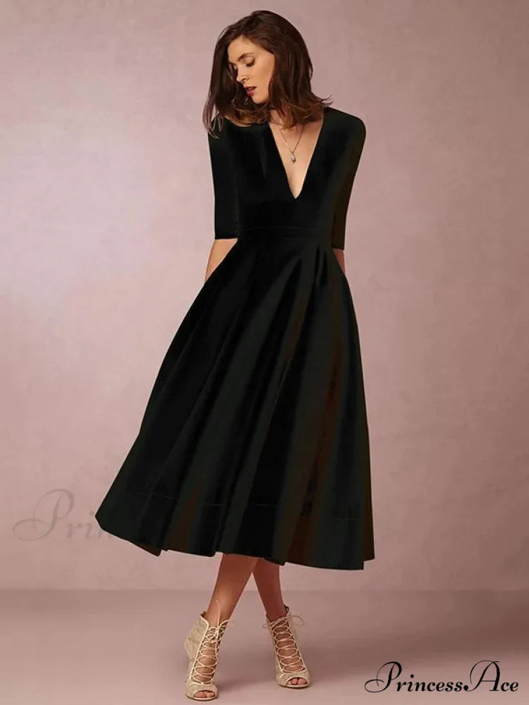 Elegant White V-neck Evening Dress image 3