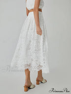 Eyelet Rosebud Graceful Pattern Maxi Skirt image 6