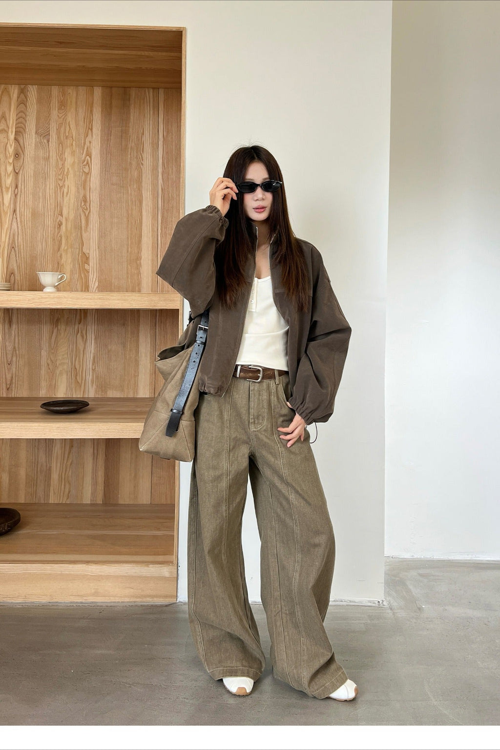 Vintage Wide-Leg Tapered Pants image 2