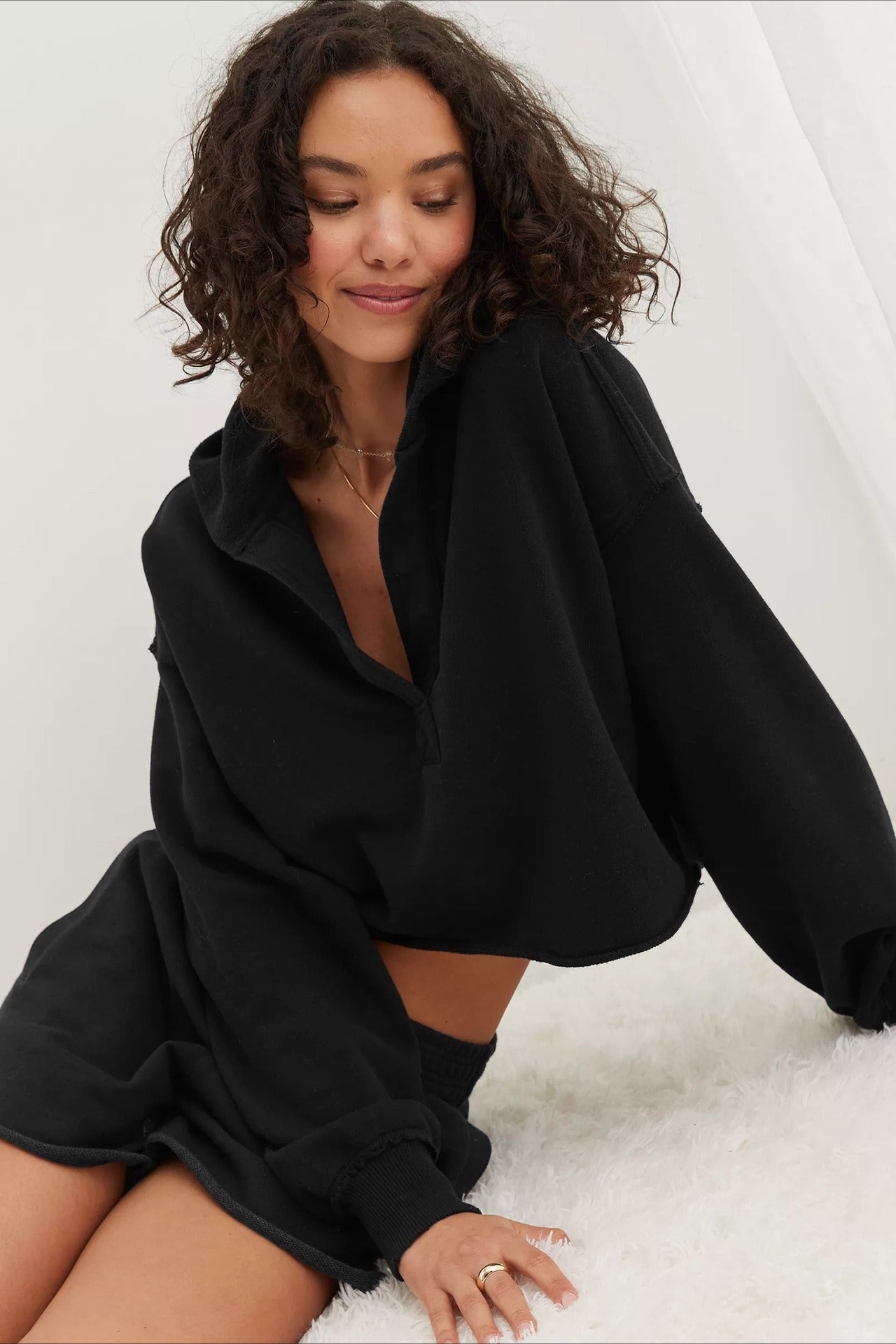 Chic Relaxed Solid V-Neck Hoodie image 16