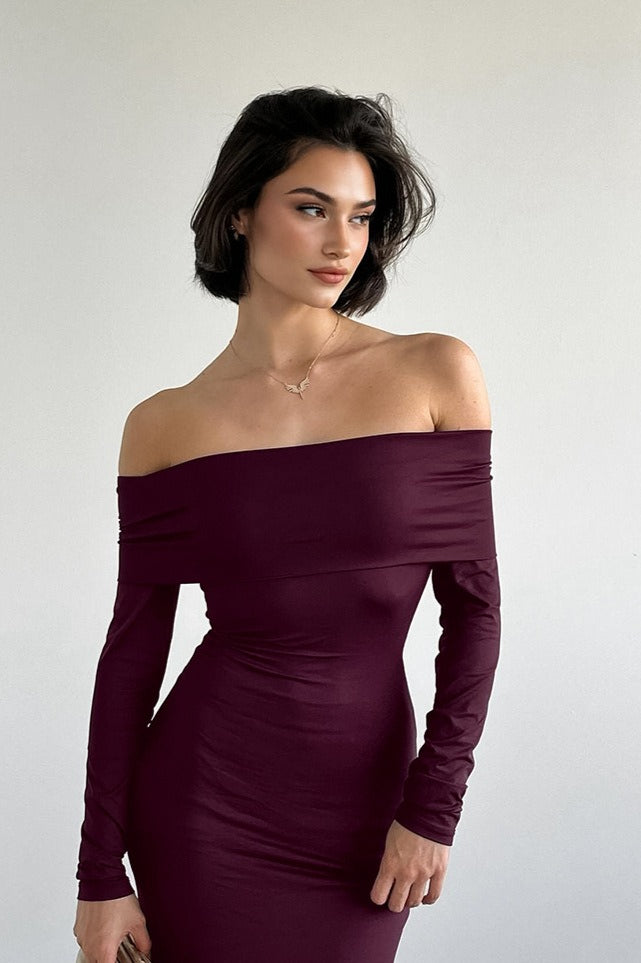Vintage Solid Off-the-shoulder Bodycon Maxi Dress image 4