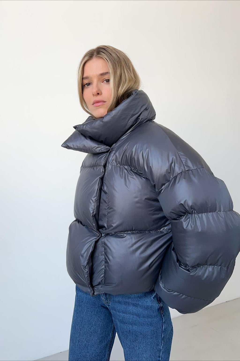 Short Hooded Puffer Jacket image 19