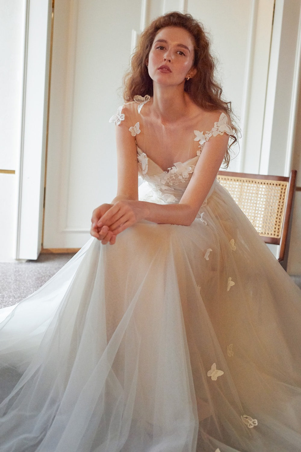 Dreamy Petal V Neck Backless Reception Dress image 7
