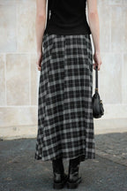 Asymmetrical Black White Plaid Slim-Fit Skirt image 3