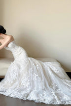 Lace Strapless Mermaid Train Wedding Dress image 5