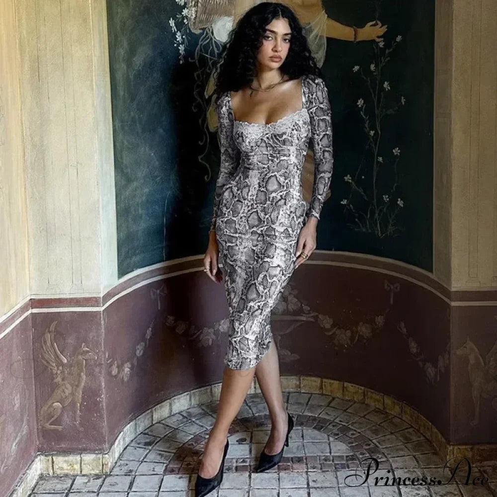 Fashionable Exotic Elegant Chic Sophisticated Trendy Alluring Midi Dress image 3