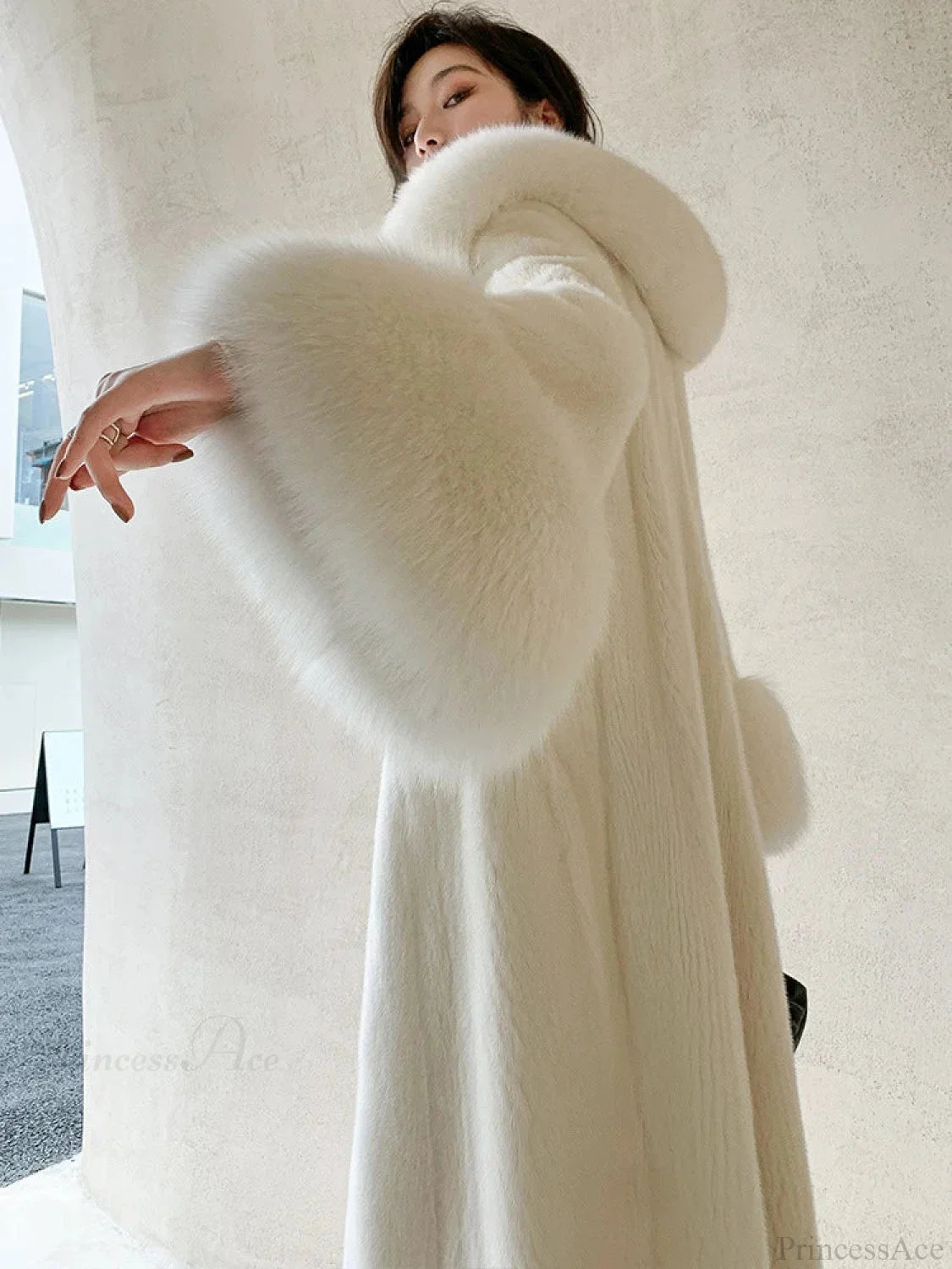 Faux Fur Fur Collar Loose Warm Overcoat image 2