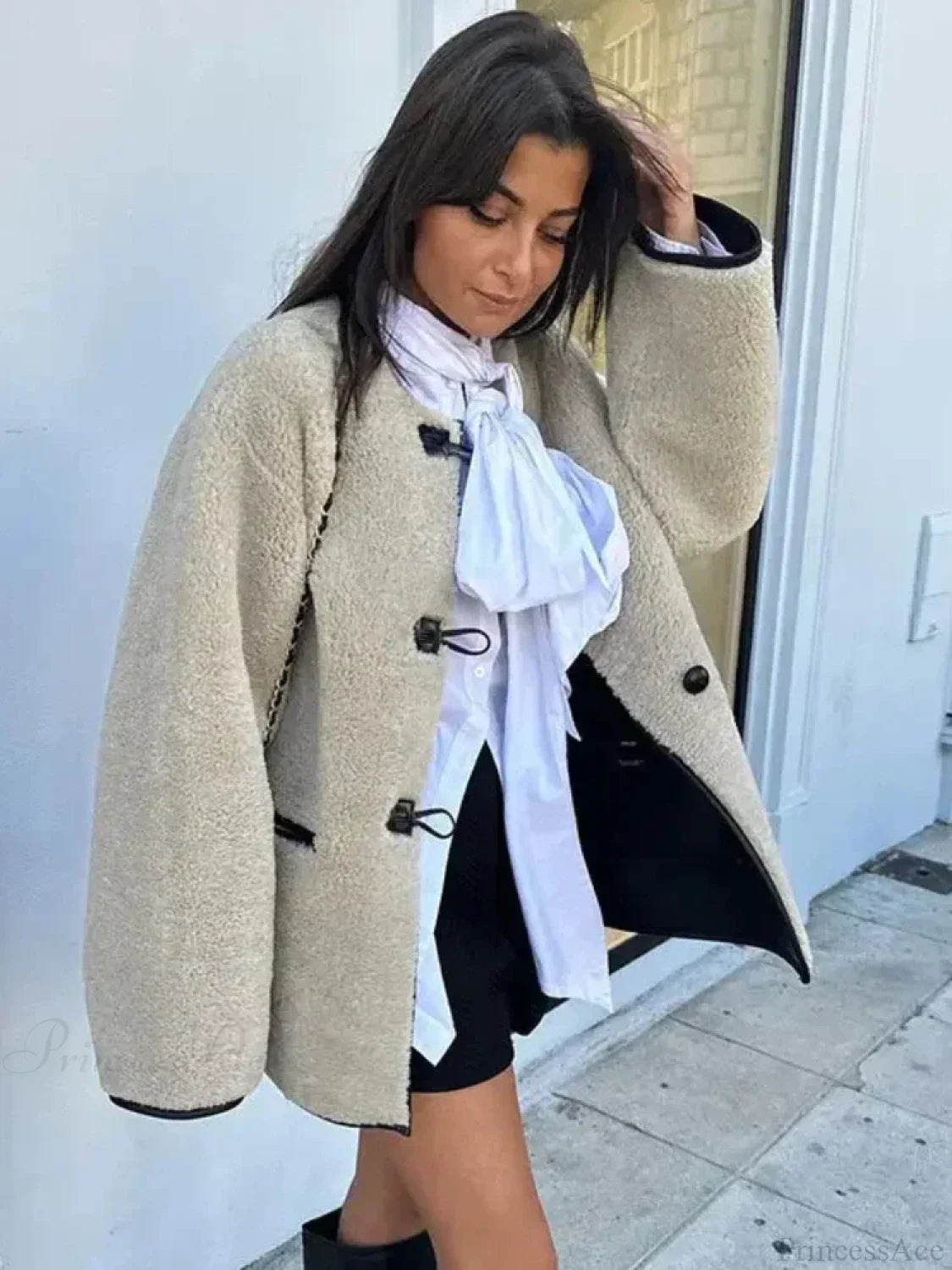Faux Wool Loose Retro O-neck Overcoat image 1