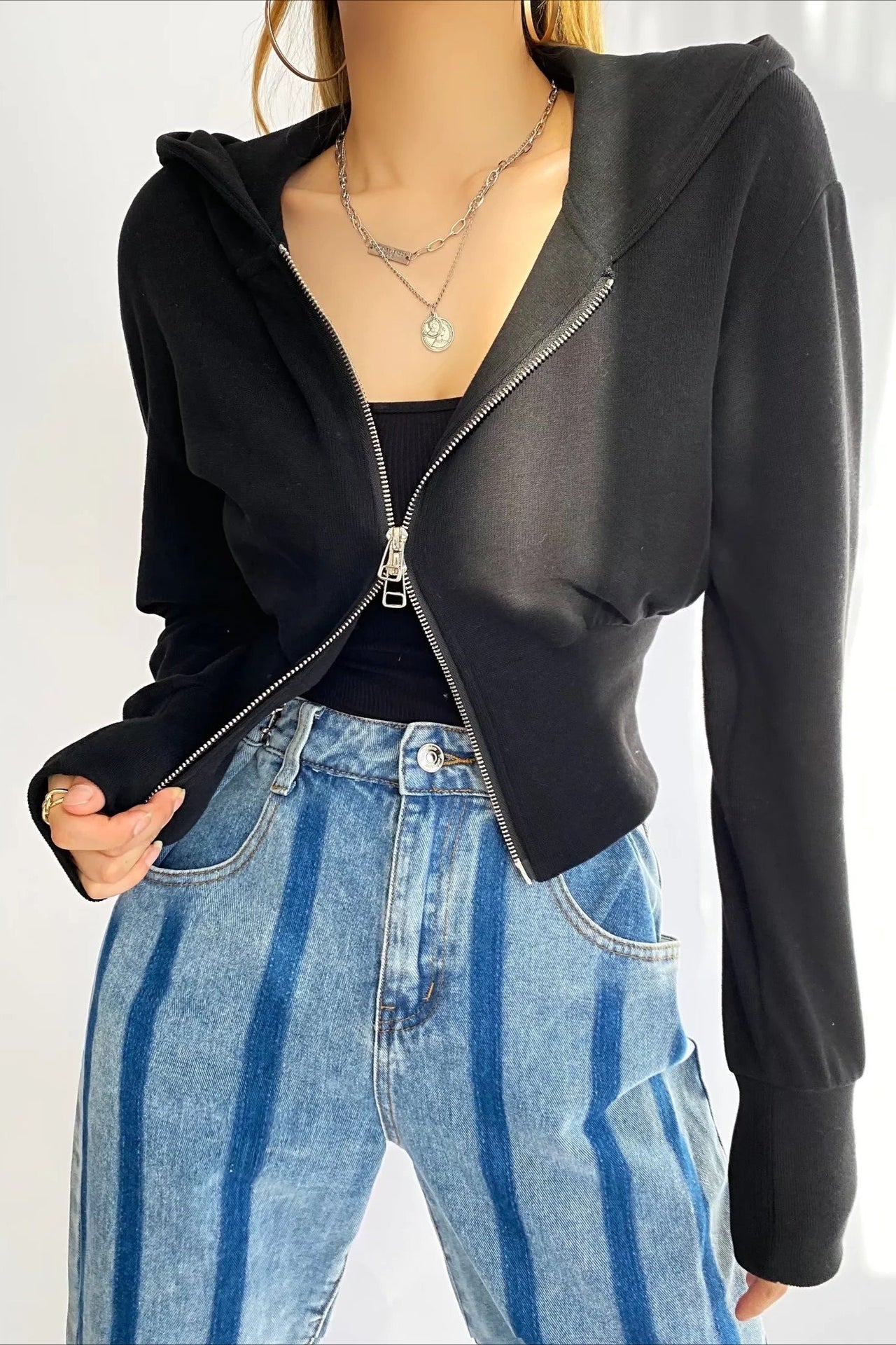 Solid Dual Zipper Slim Cropped Hoodie image 7