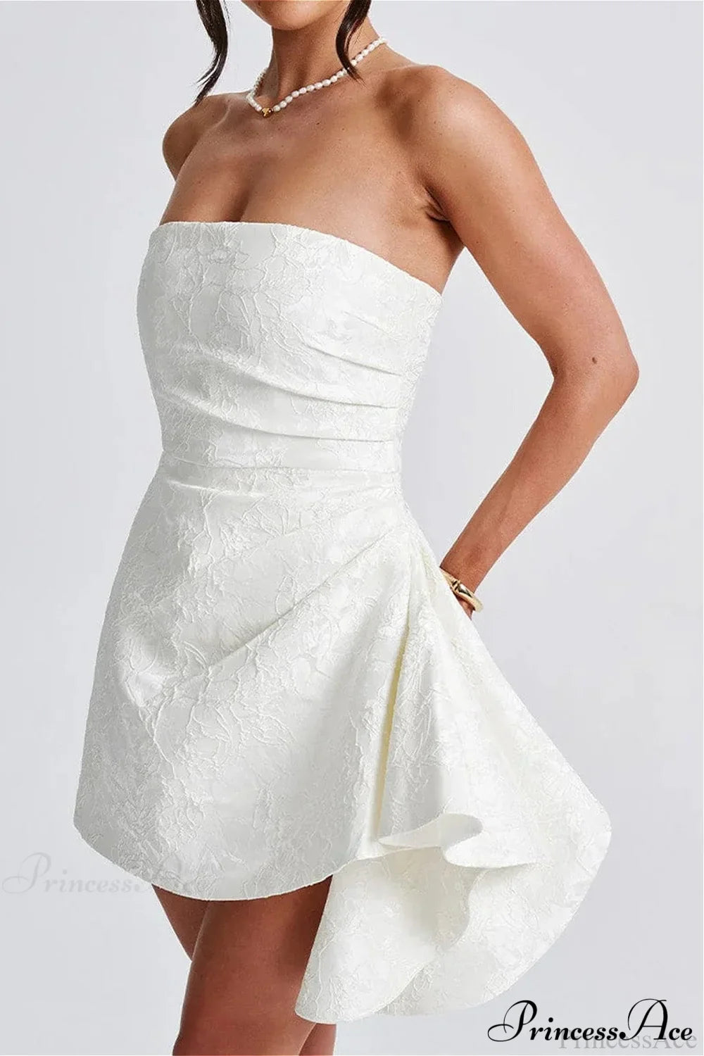 Fitted Strapless Chic Party Dress image 3