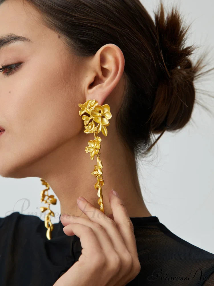 Floral Charming Fringed Earrings image 4