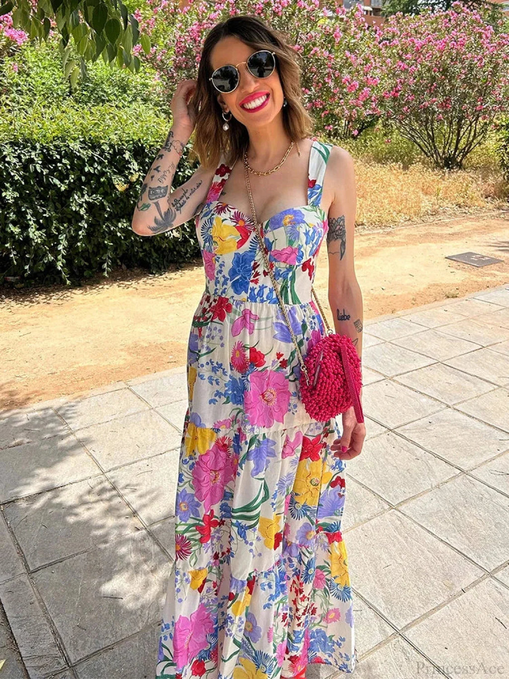 Floral Print A-line Backless Maxi Floral Dress image 3