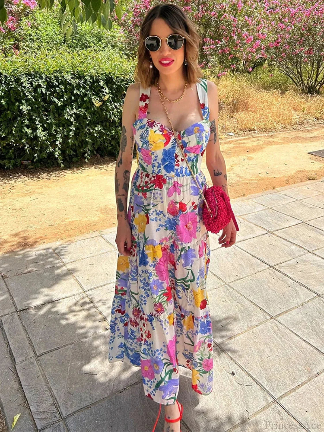 Floral Print A-line Backless Maxi Floral Dress image 2