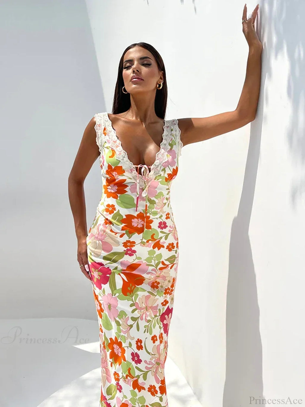 Floral Print Backless V-neck Bodycon Maxi Floral Dress image 4