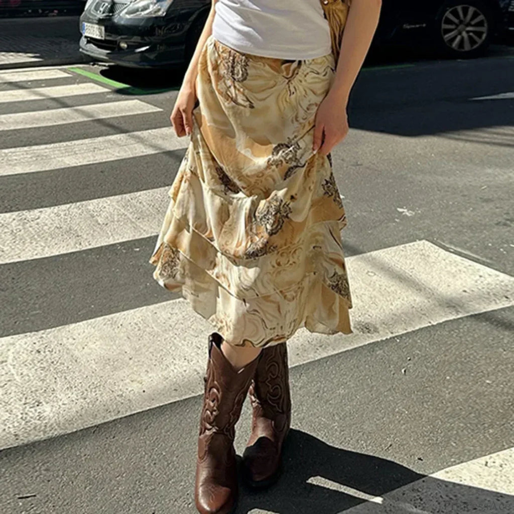 Floral Print Tiered A-Line Midi Skirt image 4