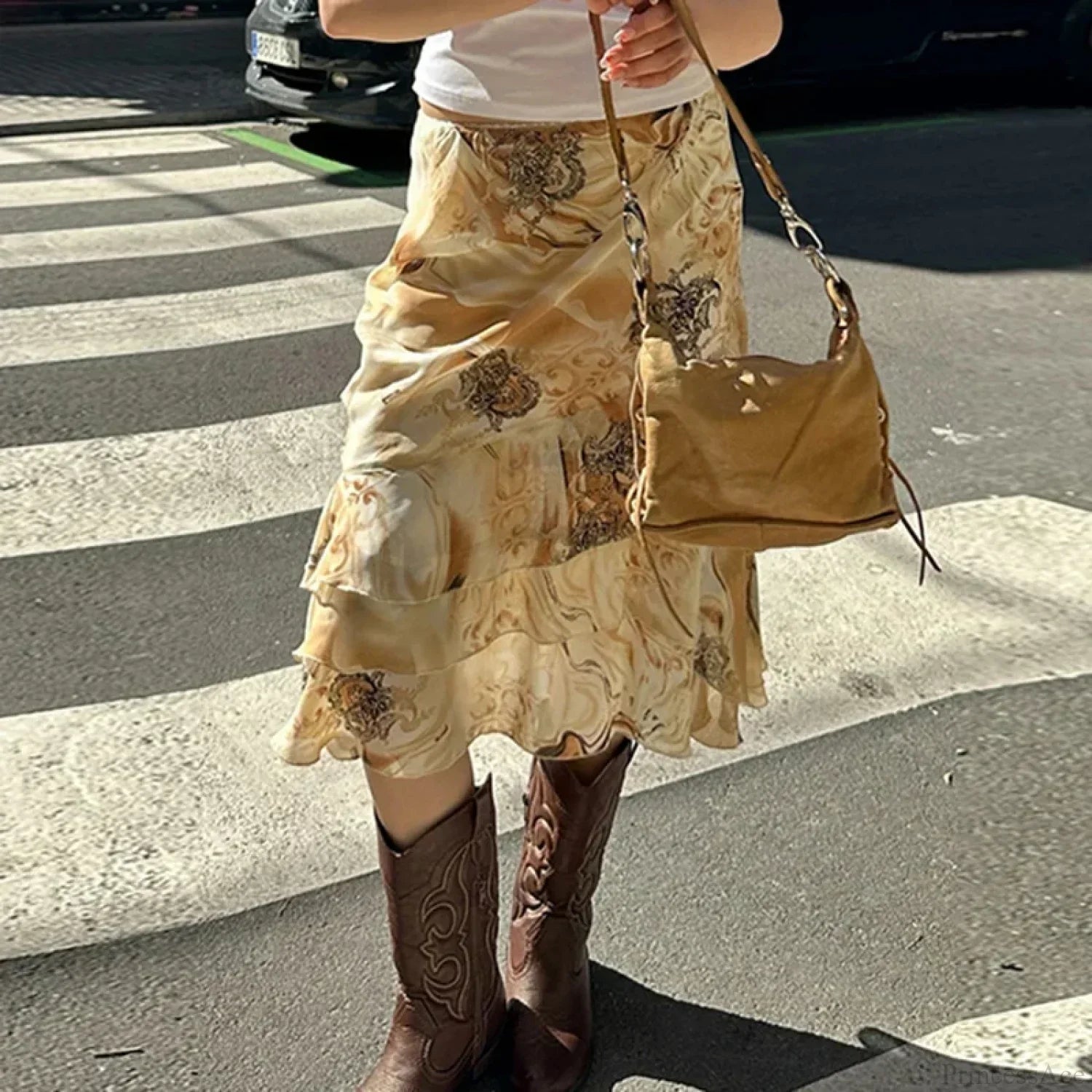Floral Print Tiered A-Line Midi Skirt image 3