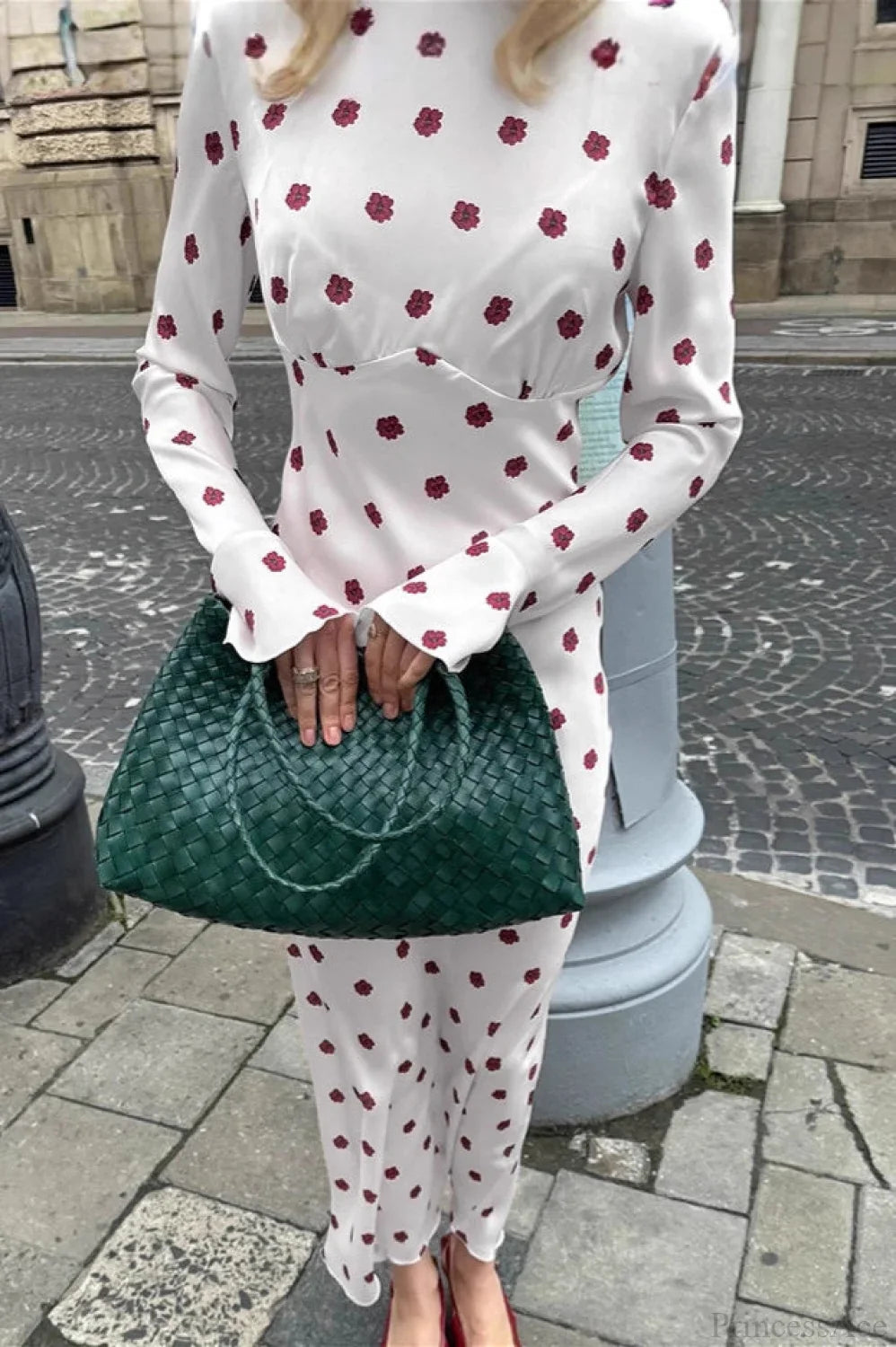 Floral Round Neck Flare Sleeve Fitted Maxi Dress image 4