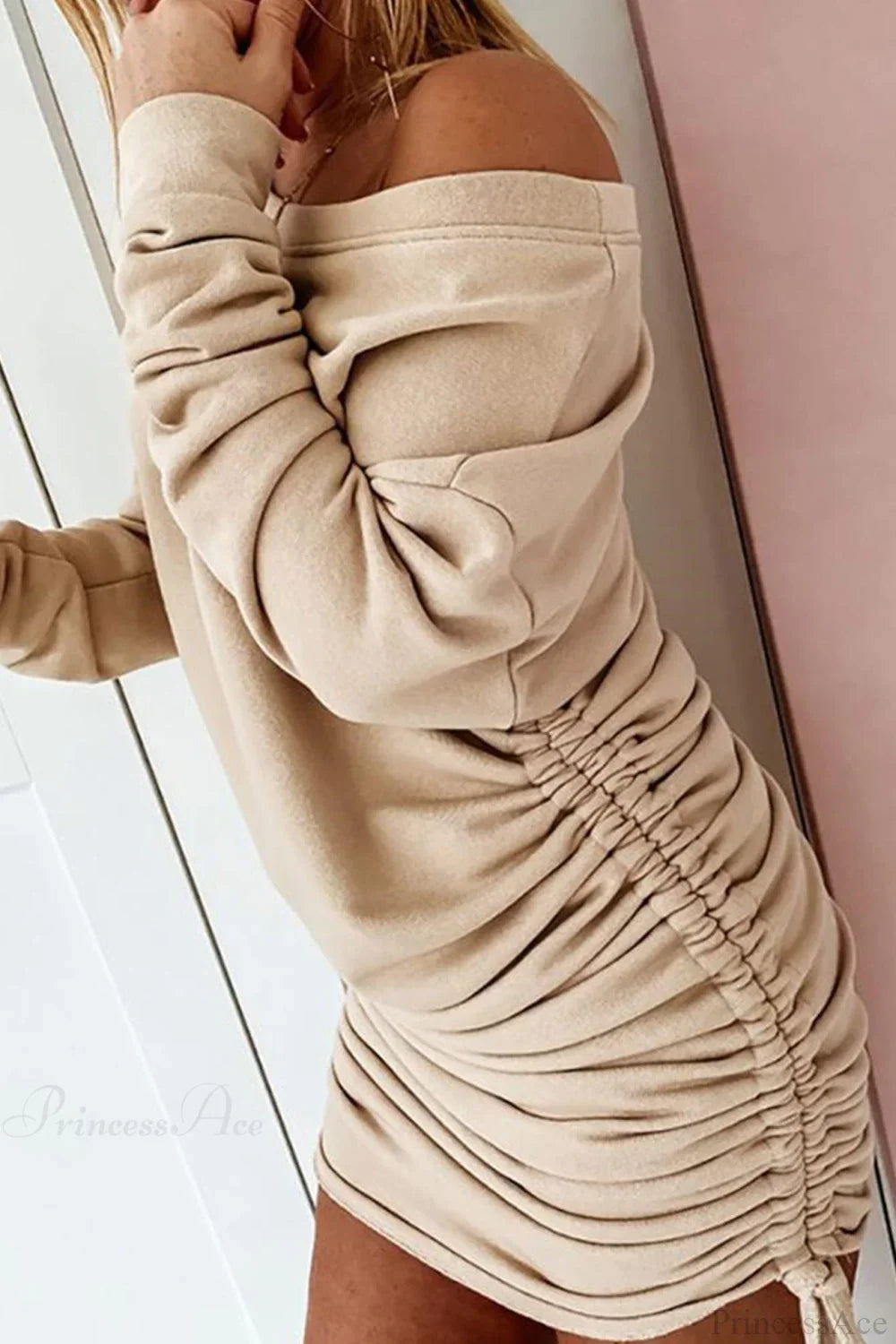 Gathering Dress with Drop Shoulder and Drawstring image 4