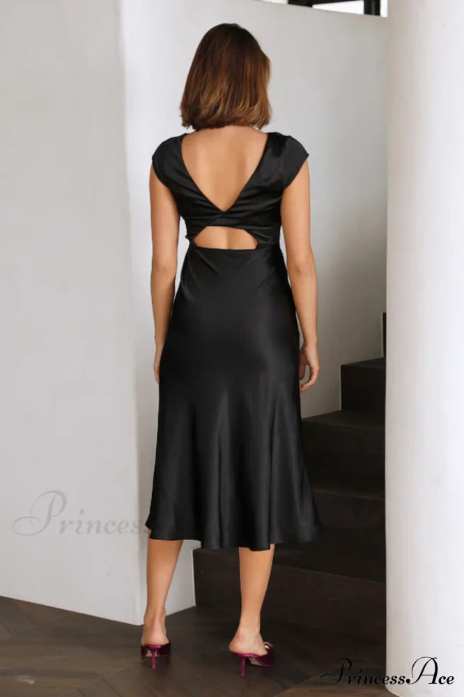 Get In Formation Charming Satin Midi Dress image 16