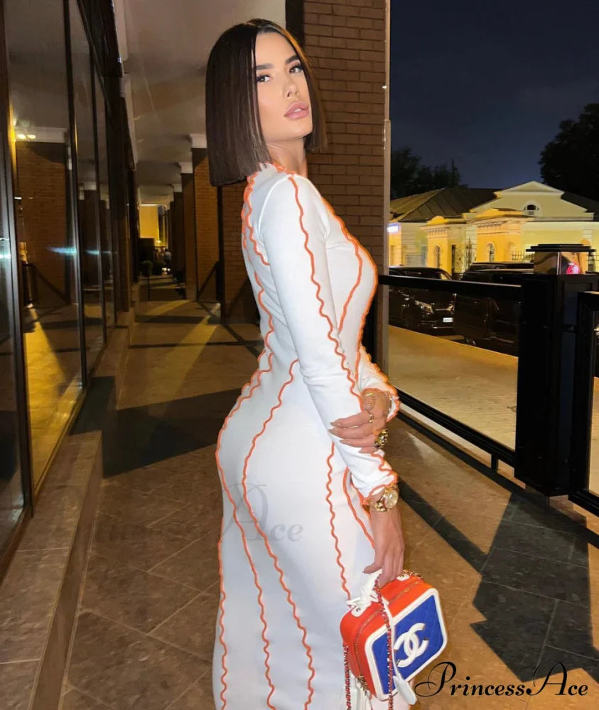 GIGI Elegant MIDI DRESS image 4