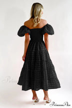 Gin Elegant Midi Dress image 8