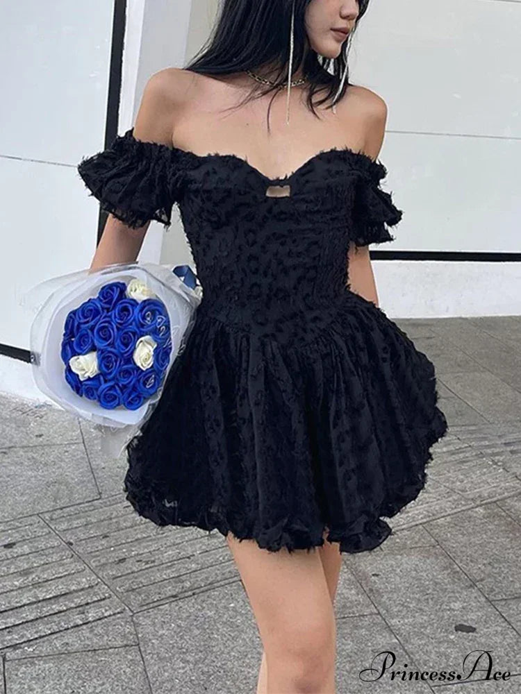 Gothic Lolita Women's Vintage High Waist Black Ball Gown Goth Puff Sleeve V-neck Dress image 4
