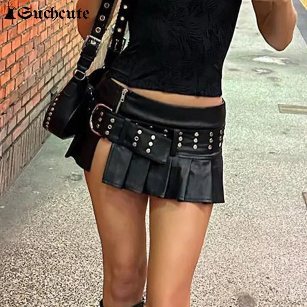 Gothic Rivet Pleated Leather Skirt image 4
