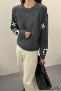Gray Floral Pattern Slim-Fit Loose Pullover Sweater image 2