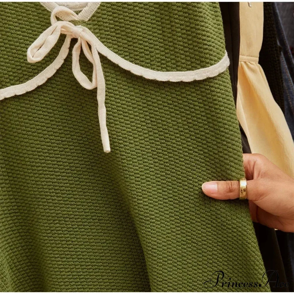 Green Contrast Seam Charming V-neck Knit Mini Dress image 8
