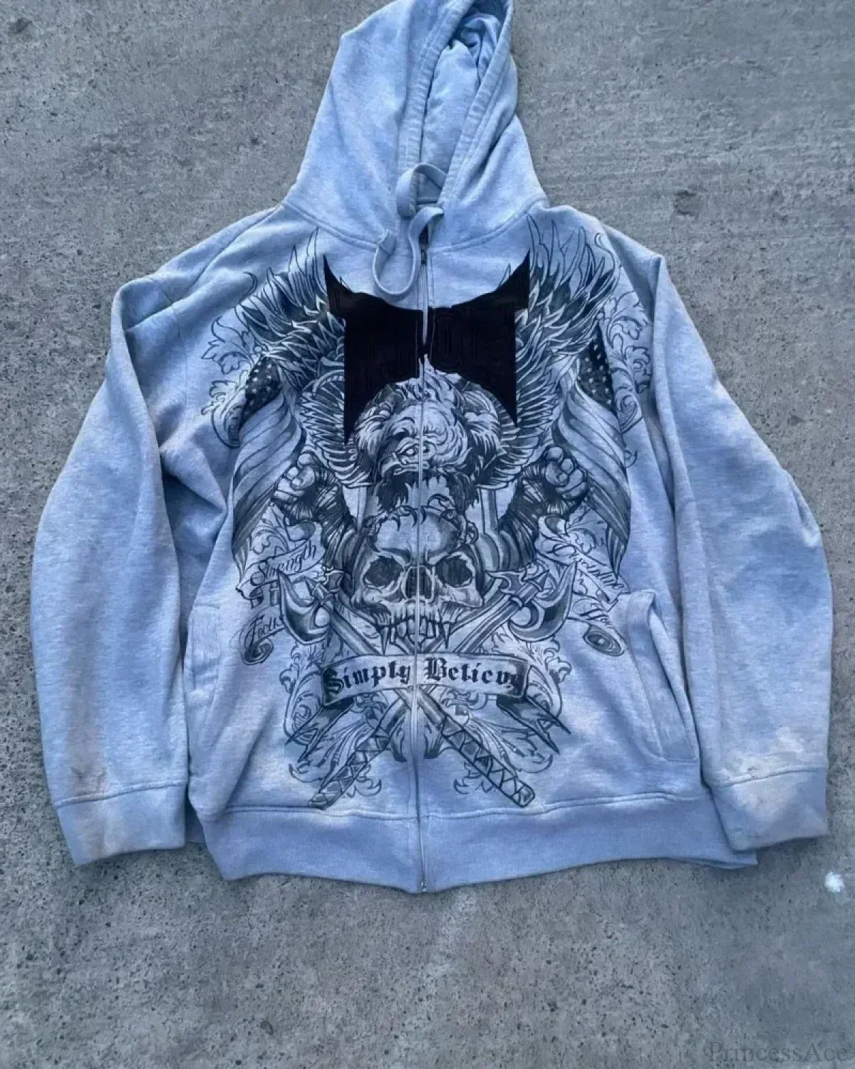 High-Quality Gothic Skull Print Hoodie image 8