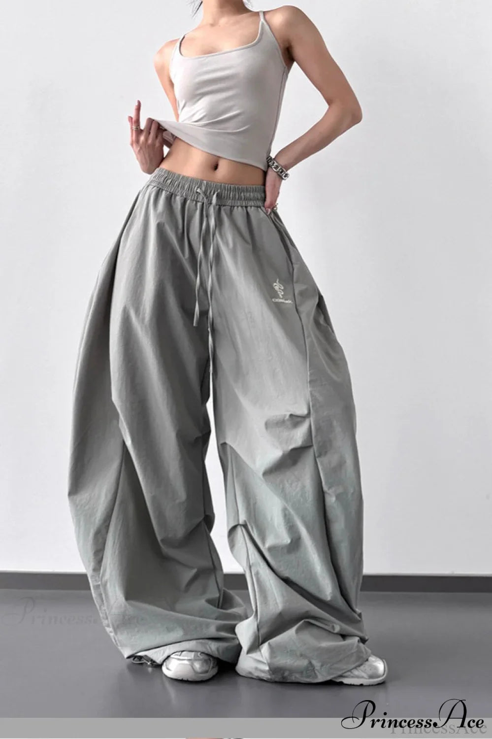 High-Waisted Loose Wide-Leg Cargo Pants image 4
