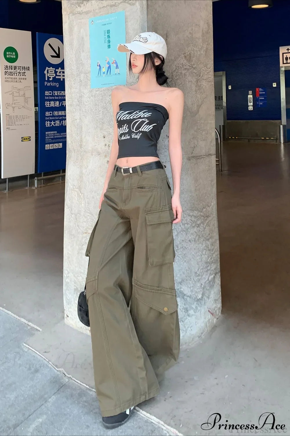 High-Waisted Wide-Leg Fitted Cargo Pants image 3