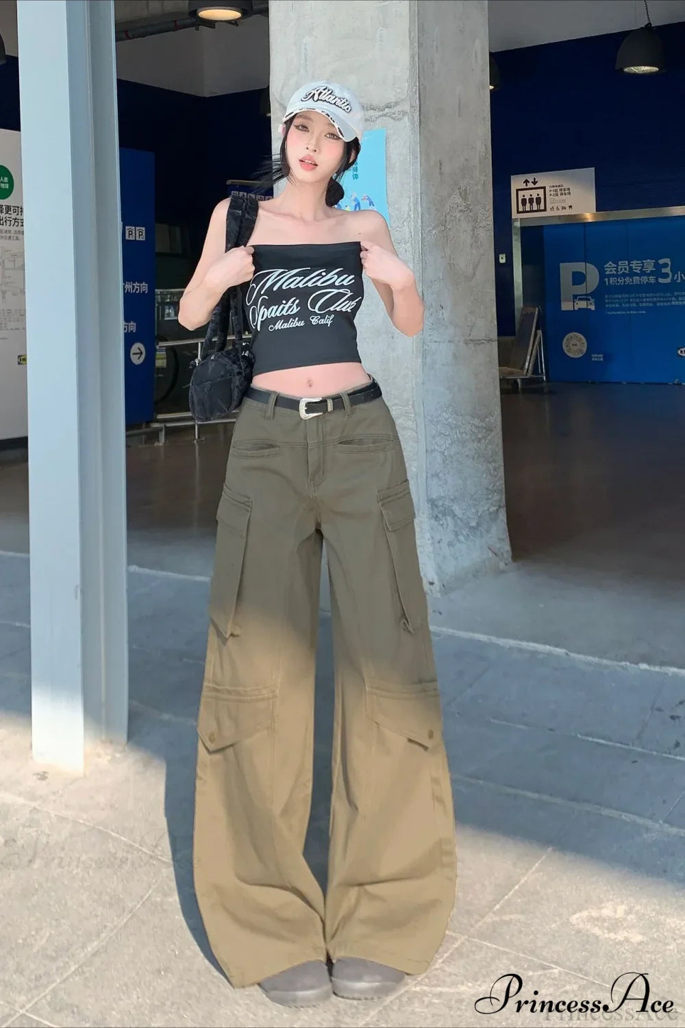 High-Waisted Wide-Leg Fitted Cargo Pants image 2