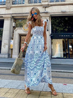 Hollow Out Floral Embroidery Flying Sleeve Dress image 2