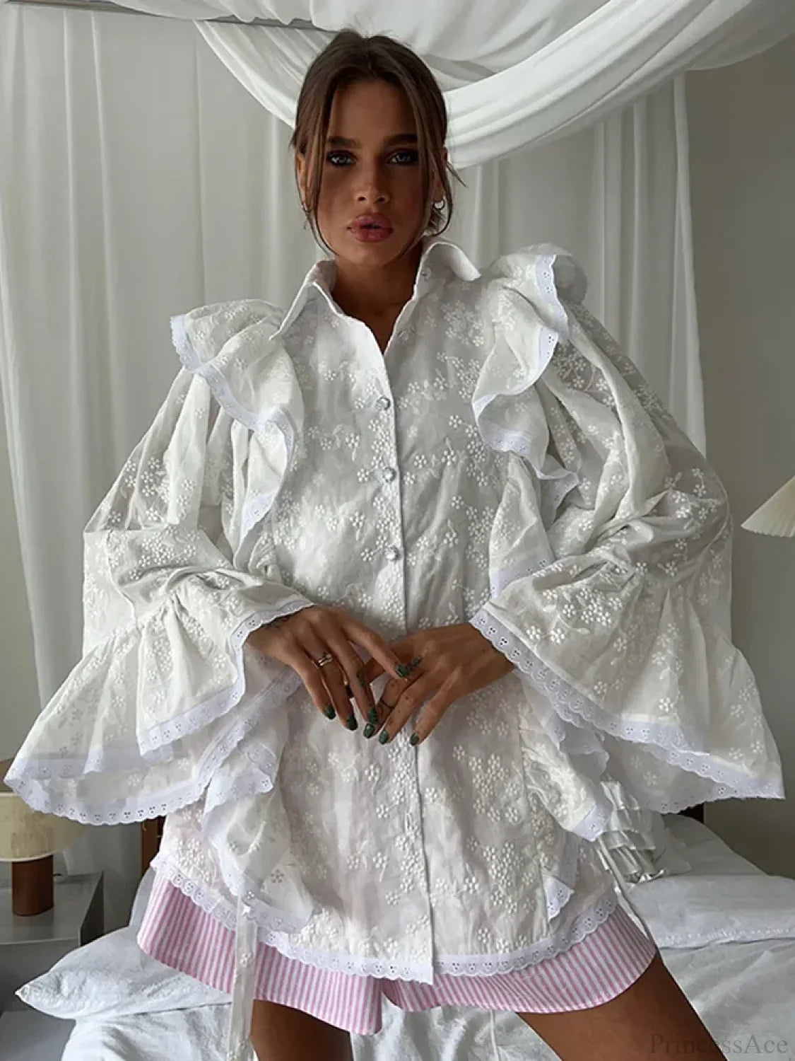 Hollow Out Lotus Leaf Edge White Blouse image 3
