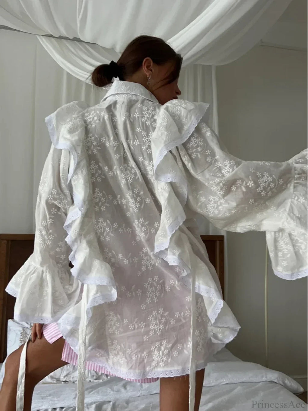 Hollow Out Lotus Leaf Edge White Blouse image 2