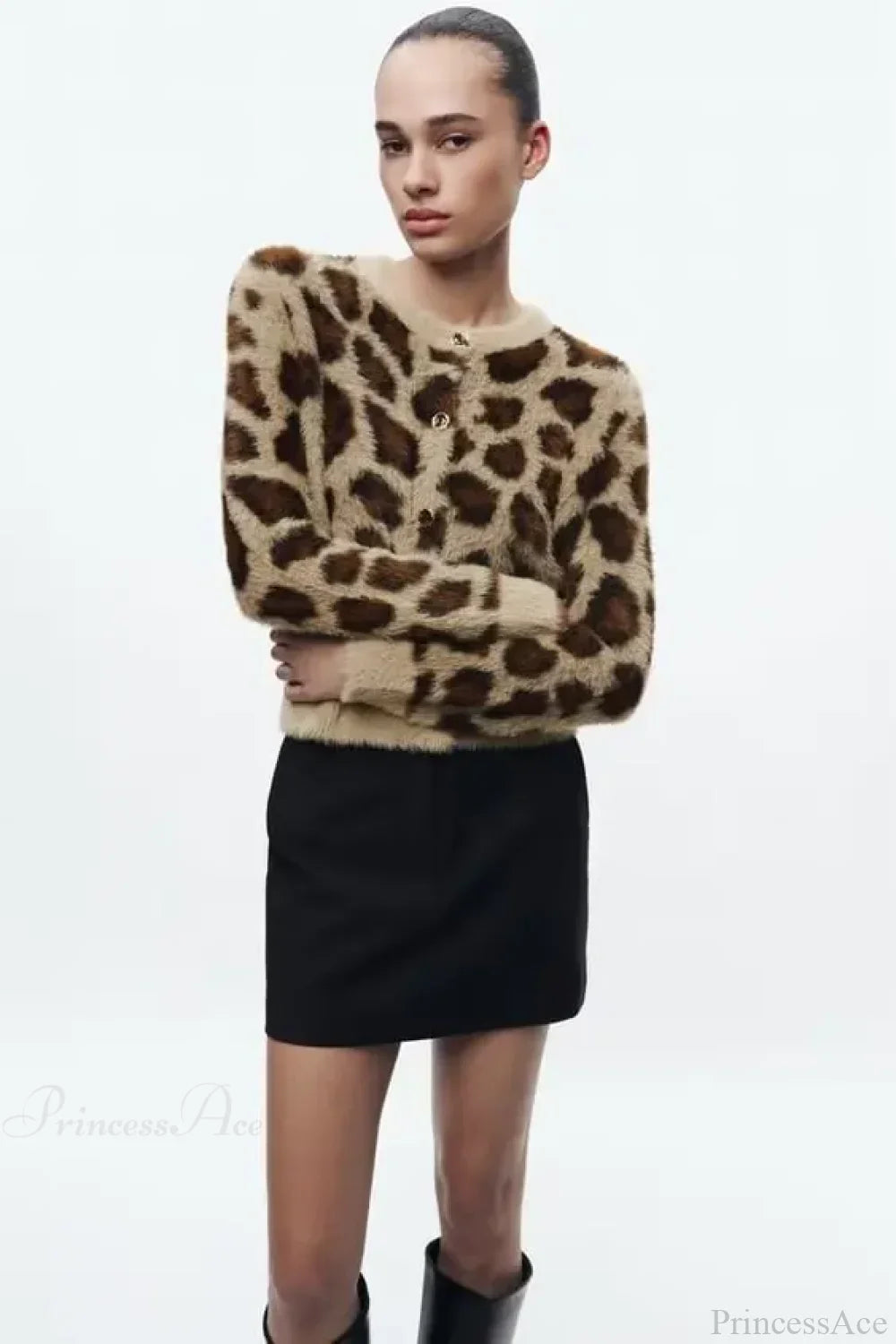 Jacquard Artificial Fur Leopard Pattern Cardigan image 2