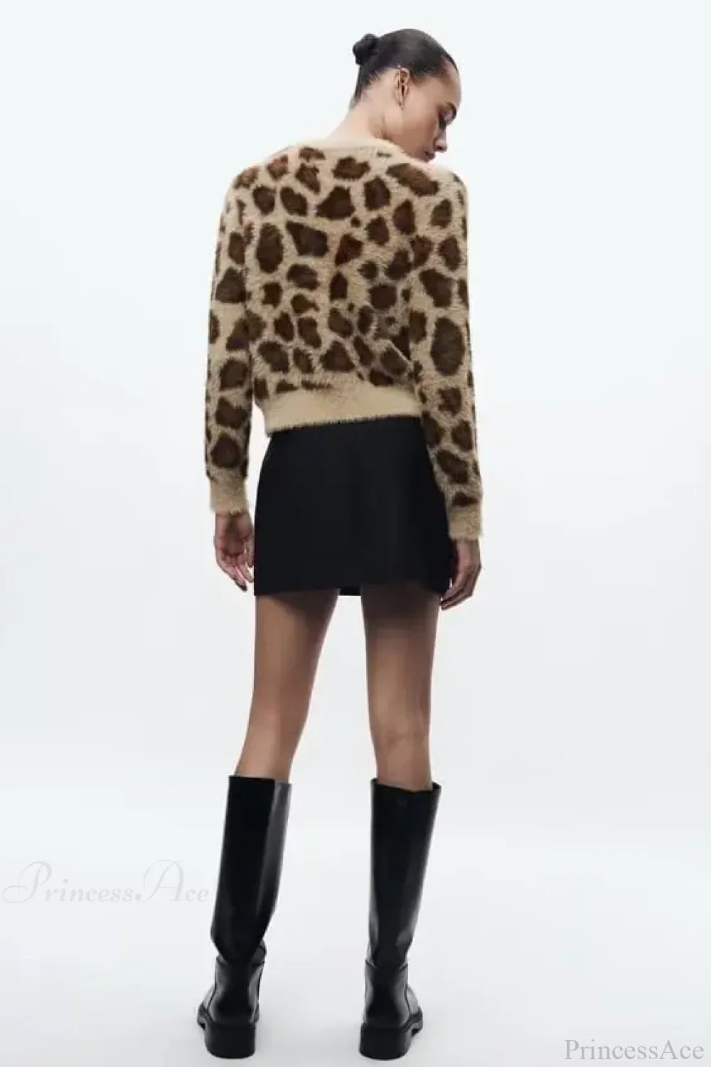 Jacquard Artificial Fur Leopard Pattern Cardigan image 4