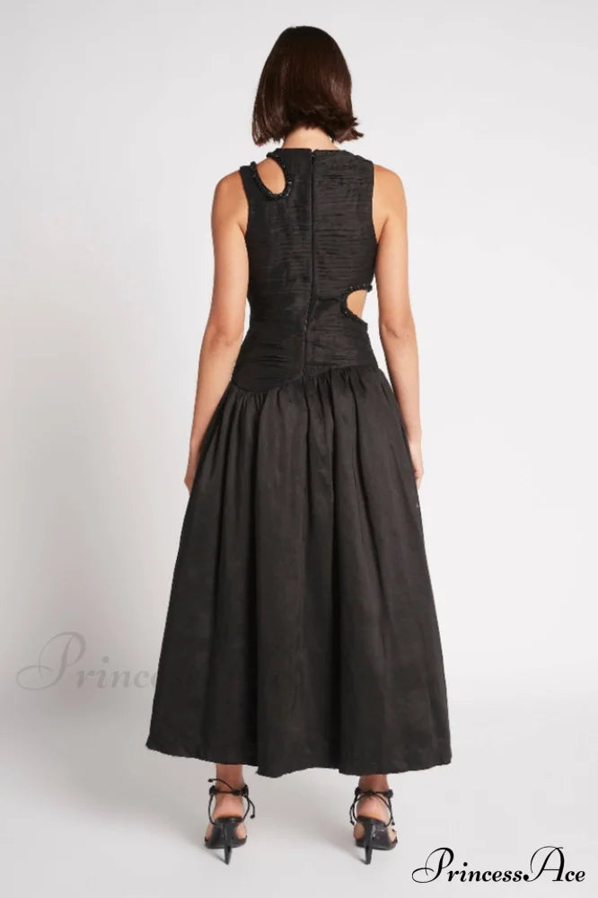 Jolie Abstract Stylish Cut-Out Midi Dress image 6