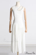 Jolie Abstract Stylish Cut-Out Midi Dress image 15