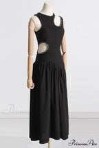 Jolie Abstract Stylish Cut-Out Midi Dress image 13