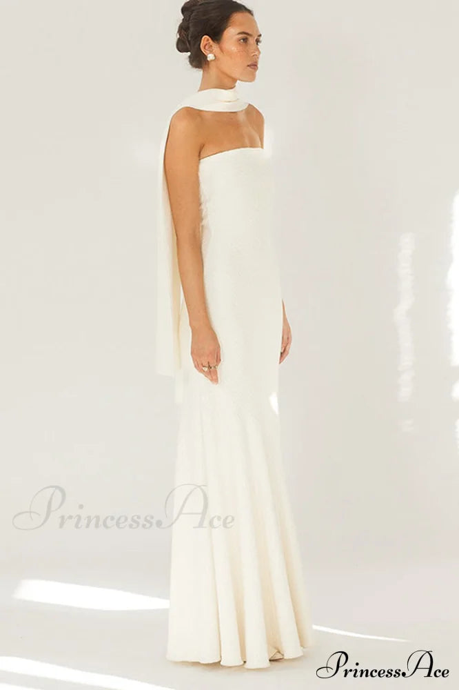 Juliana Elegant Maxi Dress image 9