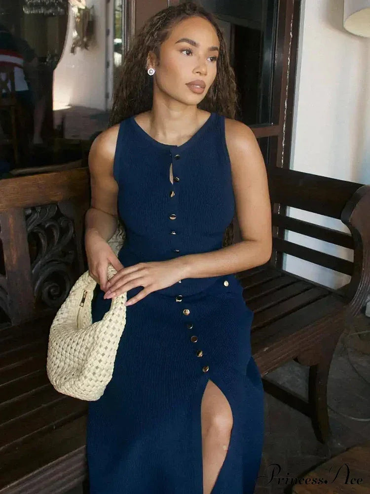 Knit Buttoned Stylish Midi Dress image 6