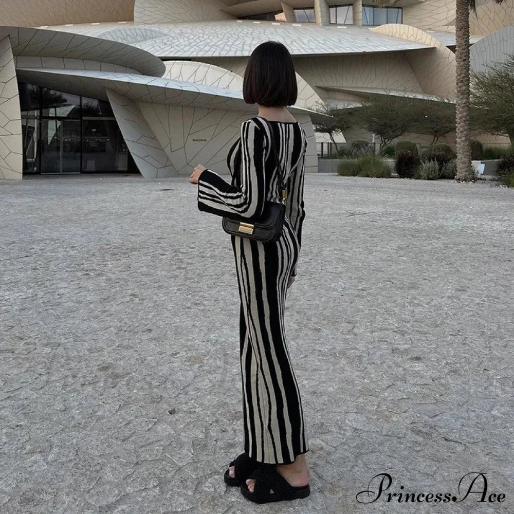 Knitted Long Sleeve Maxi Dress image 3
