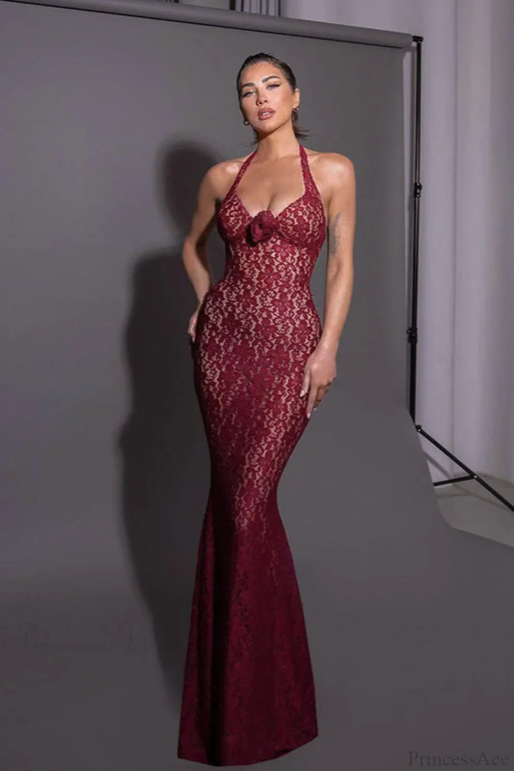 Lace Fitted Halter Bodycon Maxi Dress image 2